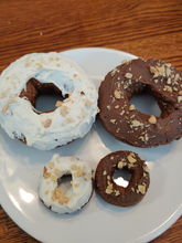 Load image into Gallery viewer, Mini Donuts