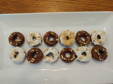 Load image into Gallery viewer, Mini Donuts