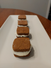 Load image into Gallery viewer, Doggy S&#39;mores
